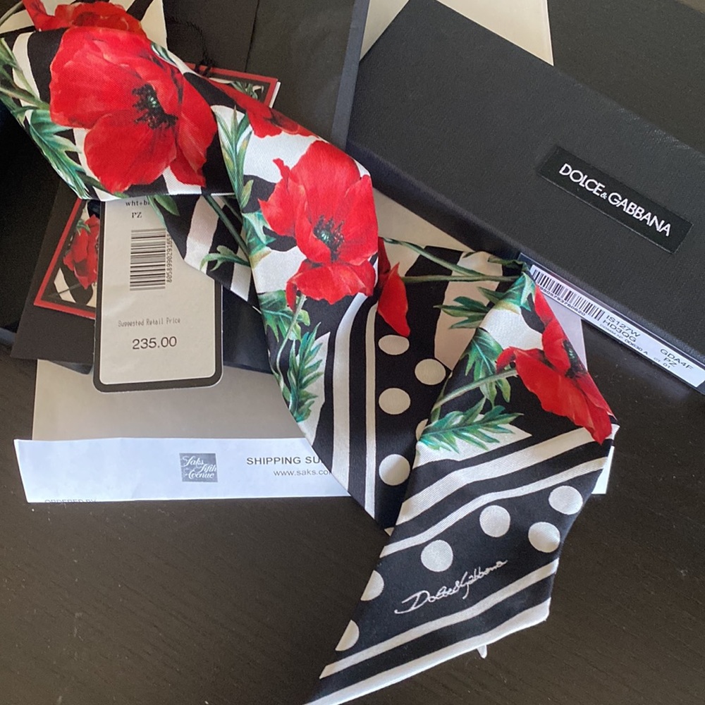 UNDER RETAIL - 100% Authentic - Dolce&Gabbana Twilly Bandeau